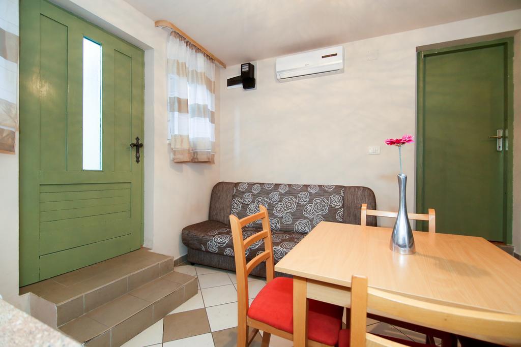 Tiho'S Apartments Split Kültér fotó